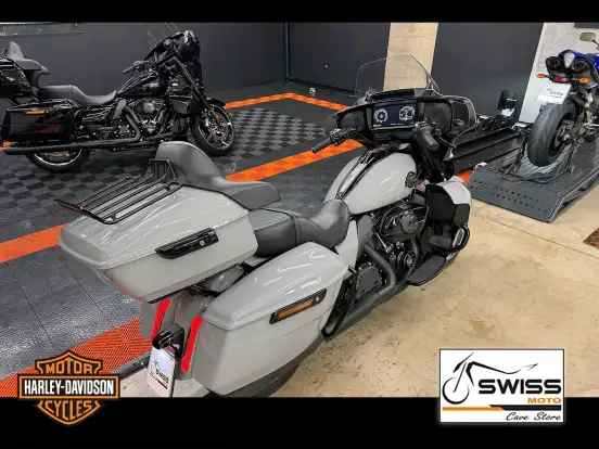 HARLEY-DAVIDSON-STREET GLIDE ULTRA-2025