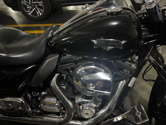 HARLEY-DAVIDSON ROAD KING CLASSIC 