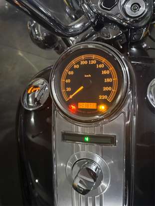 HARLEY-DAVIDSON-ROAD KING CLASSIC HARLEY-DAVIDSON-ROAD KING CLASSIC-2013