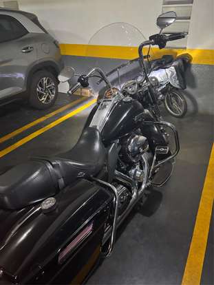 HARLEY-DAVIDSON-ROAD KING CLASSIC HARLEY-DAVIDSON-ROAD KING CLASSIC-2013