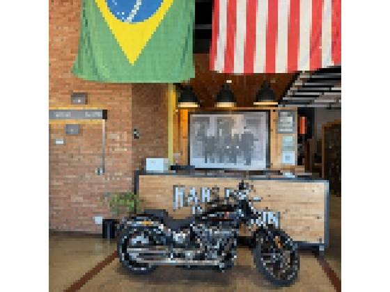 HARLEY-DAVIDSON SOFTAIL BREAKOUT 