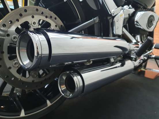 HARLEY-DAVIDSON-SOFTAIL BREAKOUT-2025