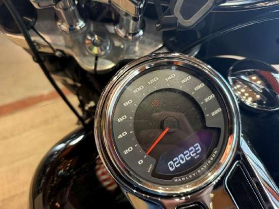 HARLEY-DAVIDSON-SPORT GLIDE-2022