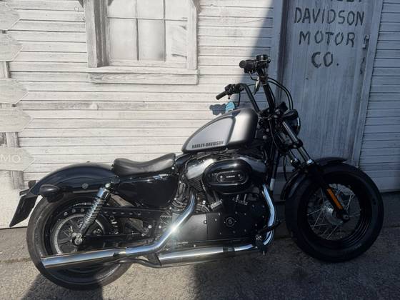 HARLEY-DAVIDSON SPORTSTER FORTY-EIGHT 