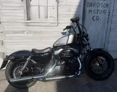 HARLEY-DAVIDSON SPORTSTER FORTY-EIGHT HARLEY-DAVIDSON SPORTSTER FORTY-EIGHT