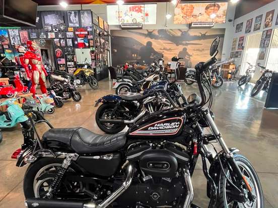 HARLEY-DAVIDSON-SPORTSTER XL 883 R HARLEY-DAVIDSON-SPORTSTER XL 883 R-2008