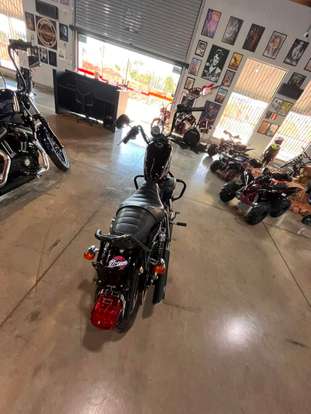 HARLEY-DAVIDSON-SPORTSTER XL 883 R-2008