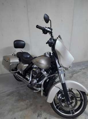 HARLEY-DAVIDSON-STREET GLIDE-2017