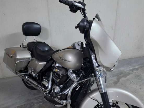 HARLEY-DAVIDSON-STREET GLIDE HARLEY-DAVIDSON-STREET GLIDE-2017