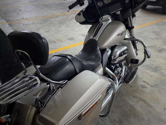 HARLEY-DAVIDSON-STREET GLIDE HARLEY-DAVIDSON-STREET GLIDE-2017