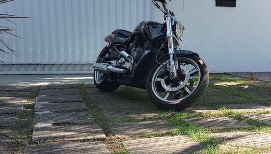 HARLEY-DAVIDSON-V-ROD MUSCLE-2014