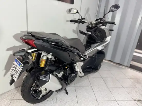 HONDA-ADV-2023