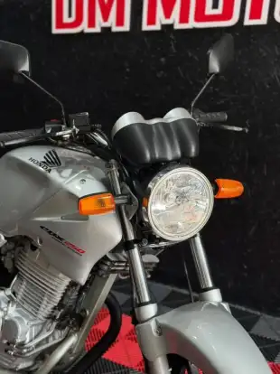 HONDA-CBX 250 TWISTER-2005