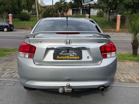 HONDA-CITY-1.5 DX 16V FLEX 4P AUTOMÁTICO HONDA-CITY-2010