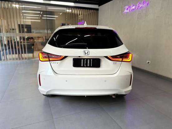 HONDA-CITY-1.5 i-VTEC FLEX HATCH TOURING CVT HONDA-CITY-2024