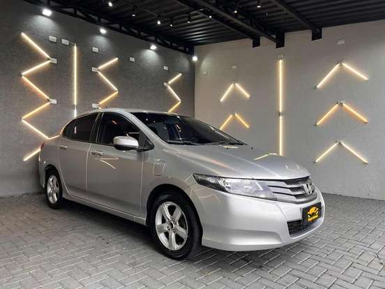 HONDA-CITY-2010