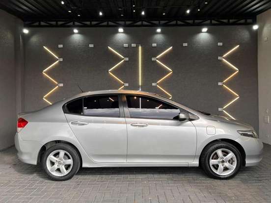 HONDA-CITY-1.5 LX 16V FLEX 4P AUTOMÁTICO HONDA-CITY-2010