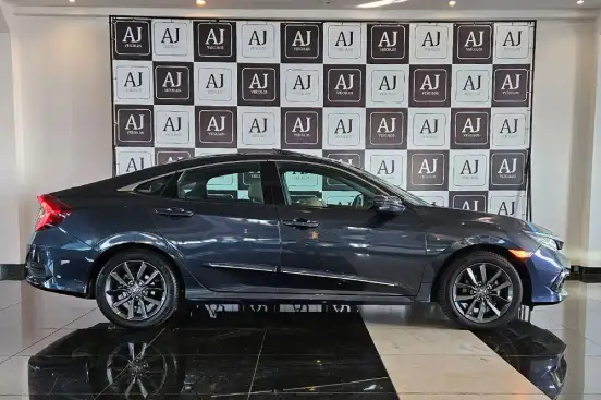HONDA-CIVIC-2021