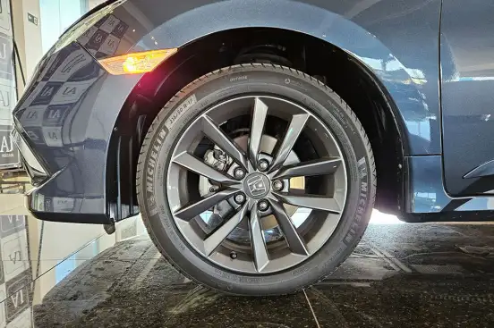 HONDA-CIVIC-2021
