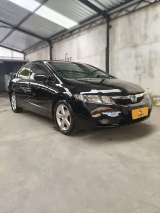 HONDA CIVIC 1.8 LXS 16V FLEX 4P AUTOMÁTICO