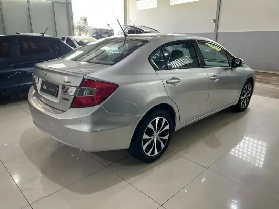 HONDA-CIVIC-2.0 LXR 16V FLEX 4P AUTOMÁTICO HONDA-CIVIC-2015