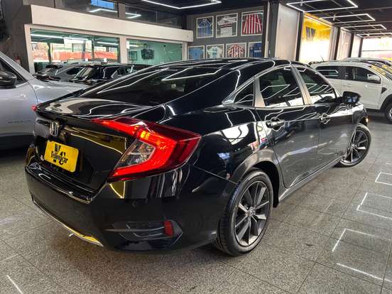 HONDA-CIVIC-2021