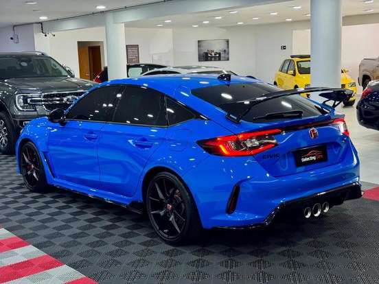 HONDA-CIVIC-2023