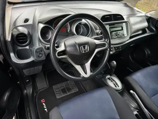 HONDA-FIT-2014