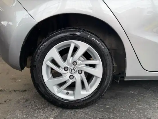 HONDA-FIT-2014