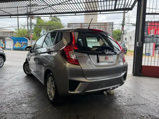 HONDA-FIT-1.5 LX 16V FLEX 4P AUTOMÁTICO HONDA-FIT-2014