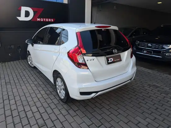 HONDA-FIT-1.5 LX 16V FLEX 4P AUTOMÁTICO HONDA-FIT-2017