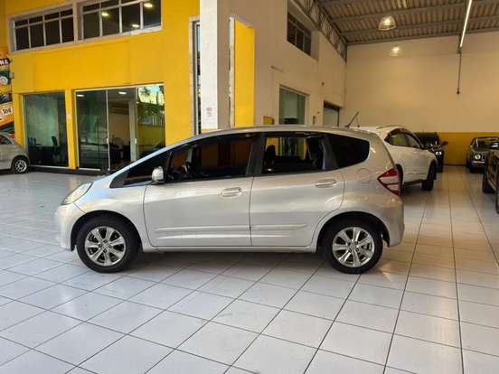 HONDA-FIT-2012