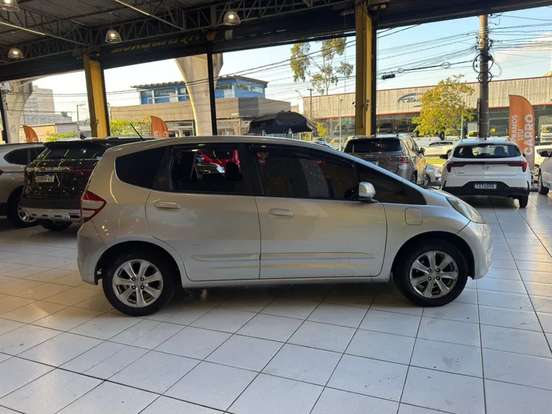 HONDA-FIT-2012