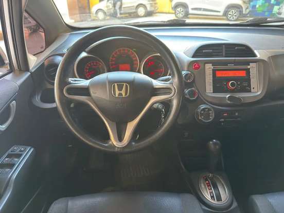 HONDA-FIT-2012
