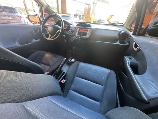 HONDA-FIT-2012