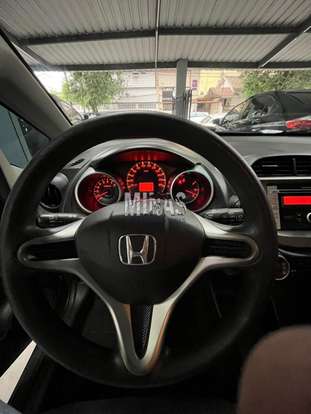 HONDA-FIT-2012