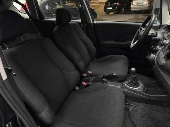 HONDA-FIT-2008