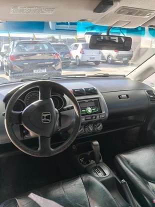 HONDA-FIT-2006