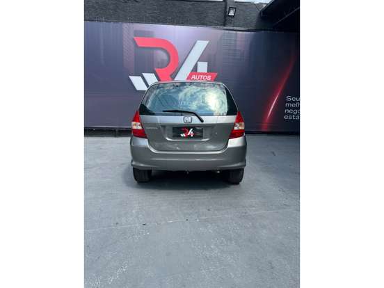 HONDA-FIT-1.4 LXL 8V GASOLINA 4P AUTOMÁTICO HONDA-FIT-2005