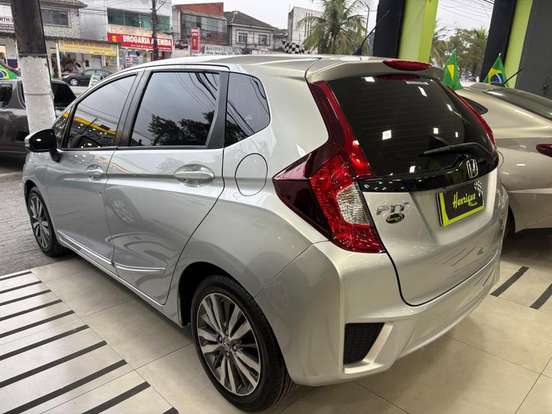 HONDA-FIT-2016