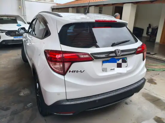HONDA-HR-V-1.8 16V FLEX TOURING 4P AUTOMÁTICO HONDA-HR-V-2018
