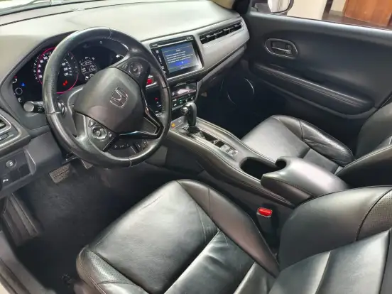 HONDA-HR-V-1.8 16V FLEX TOURING 4P AUTOMÁTICO HONDA-HR-V-2018