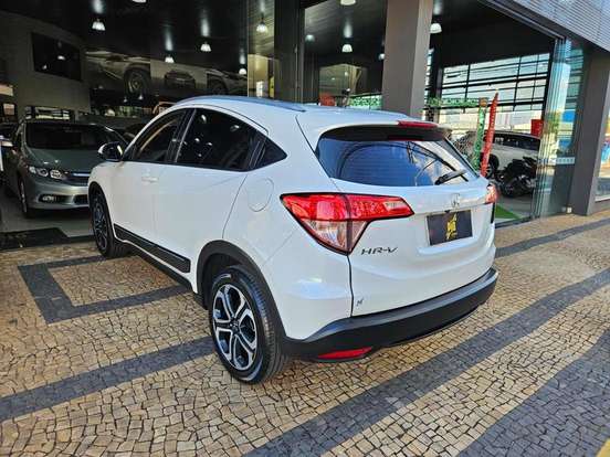 HONDA-HR-V-2017