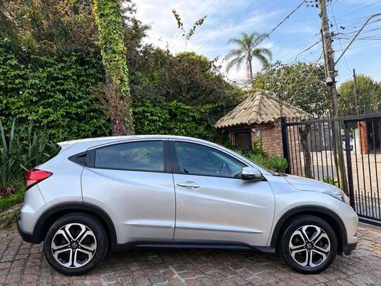 HONDA-HR-V-1.8 16V FLEX LX 4P AUTOMÁTICO HONDA-HR-V-2016