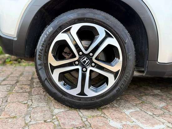 HONDA-HR-V-2016