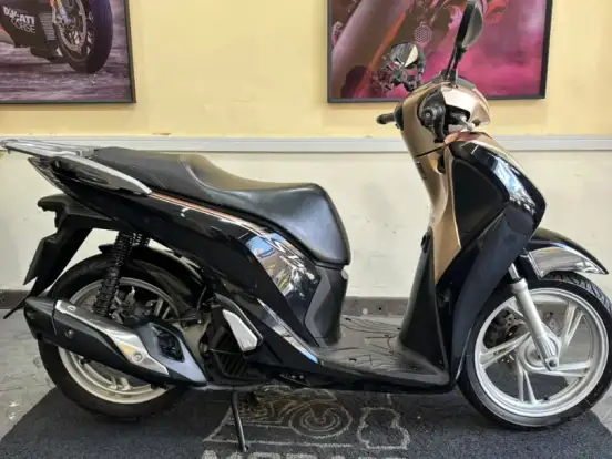 HONDA-SH 150i DLX HONDA-SH 150i DLX-2018