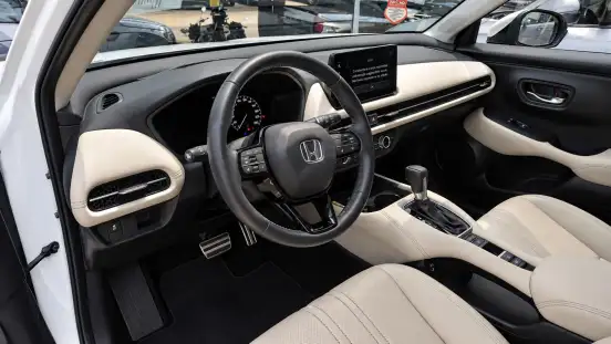 HONDA-ZR-V-2023