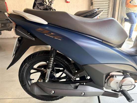 HONDA-BIZ 125 EX-2025