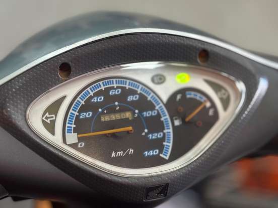 HONDA-BIZ 125 ES HONDA-BIZ 125 ES-2005