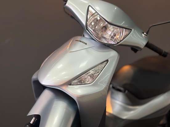 HONDA-BIZ 125 ES HONDA-BIZ 125 ES-2005